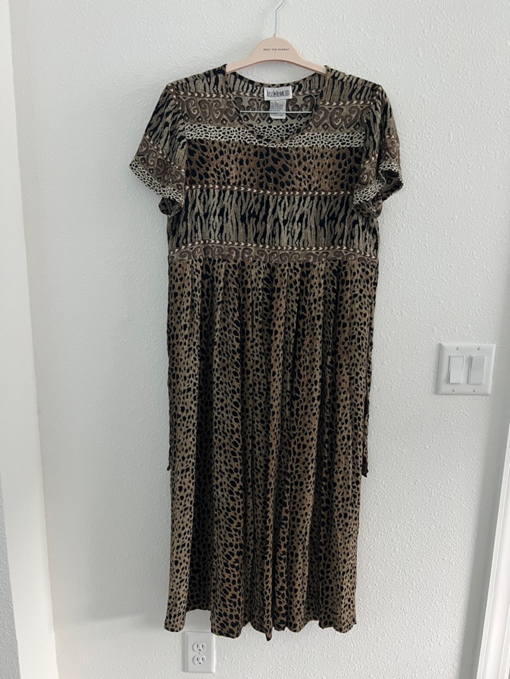 Vintage Animal Print Midi Dress in Brown
